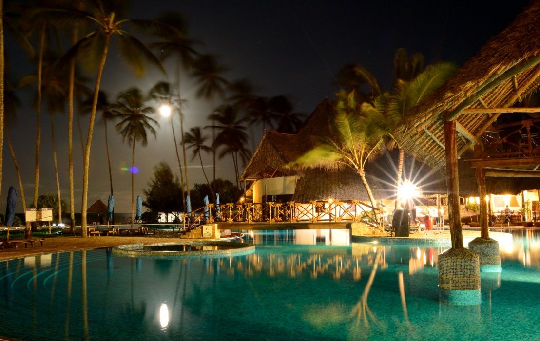 Ocean Paradise Resort & Spa Пвани Мчангани Екстериор снимка