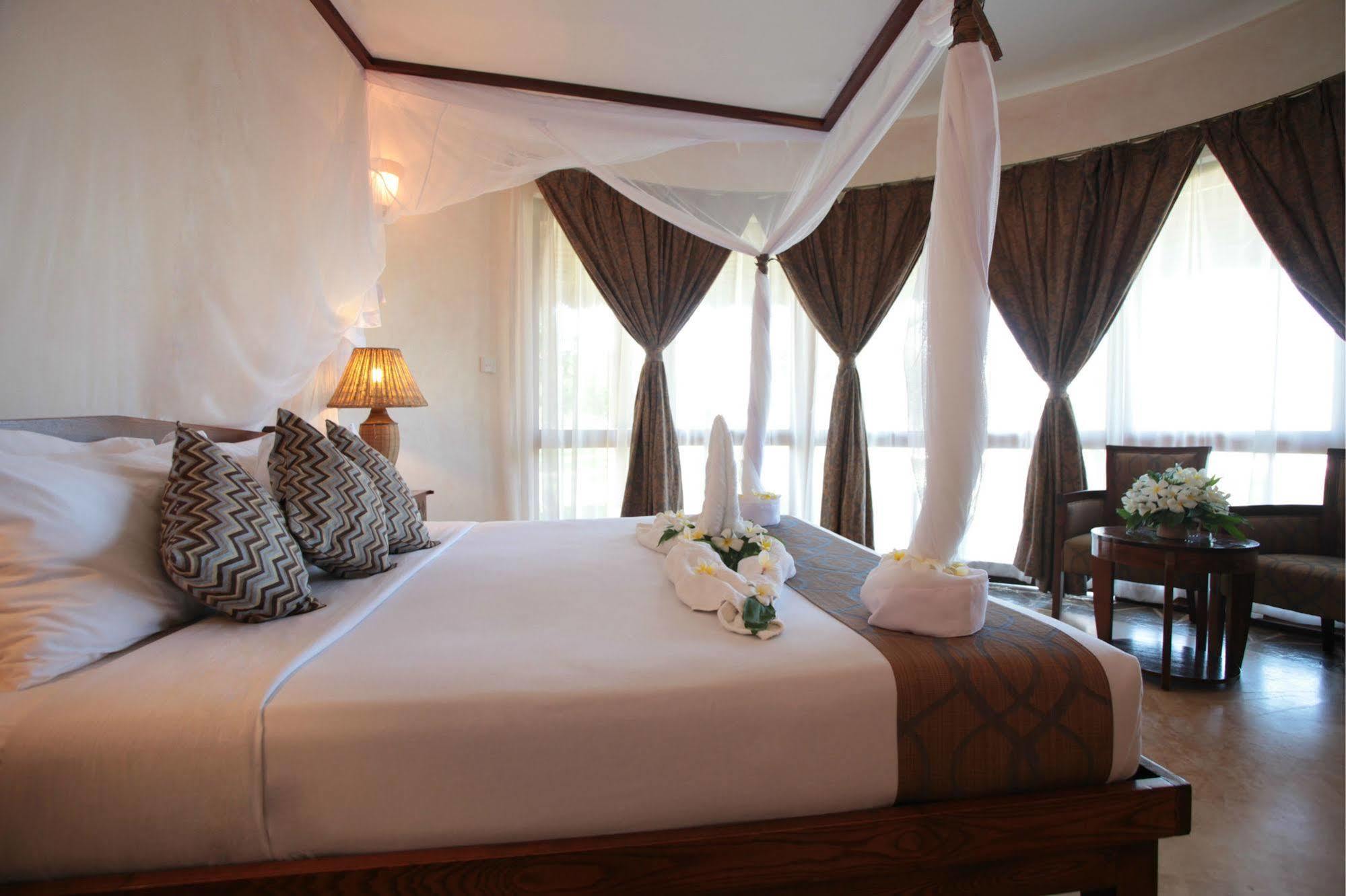 Ocean Paradise Resort & Spa Пвани Мчангани Екстериор снимка