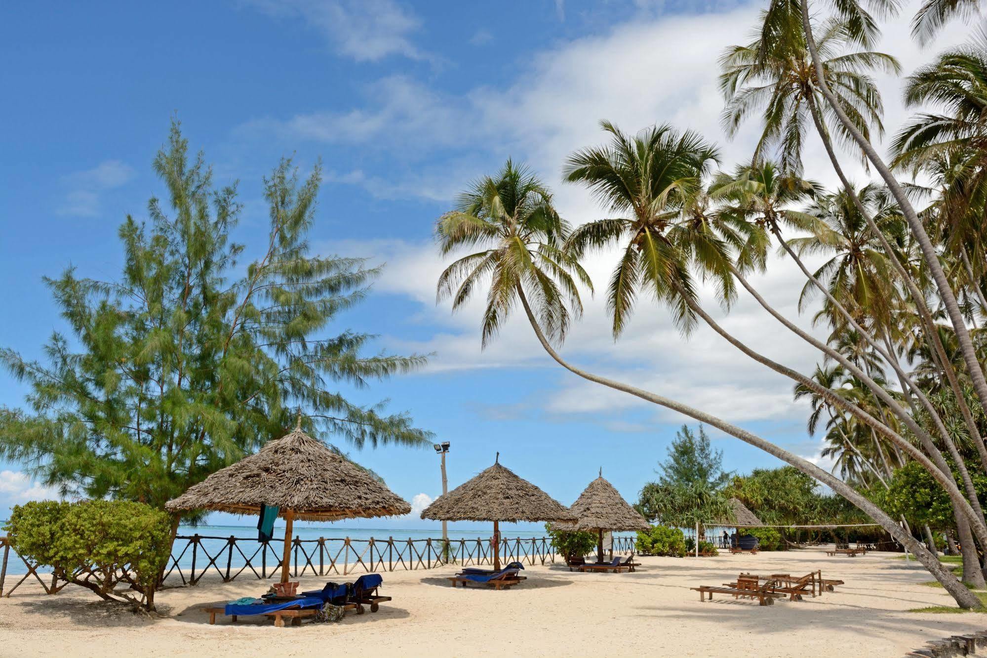 Ocean Paradise Resort & Spa Пвани Мчангани Екстериор снимка